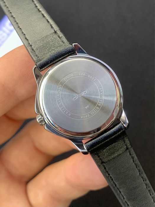 Годинник жіночий Casio LTP-V004L-1B Оригінал Гарантія Часы женские