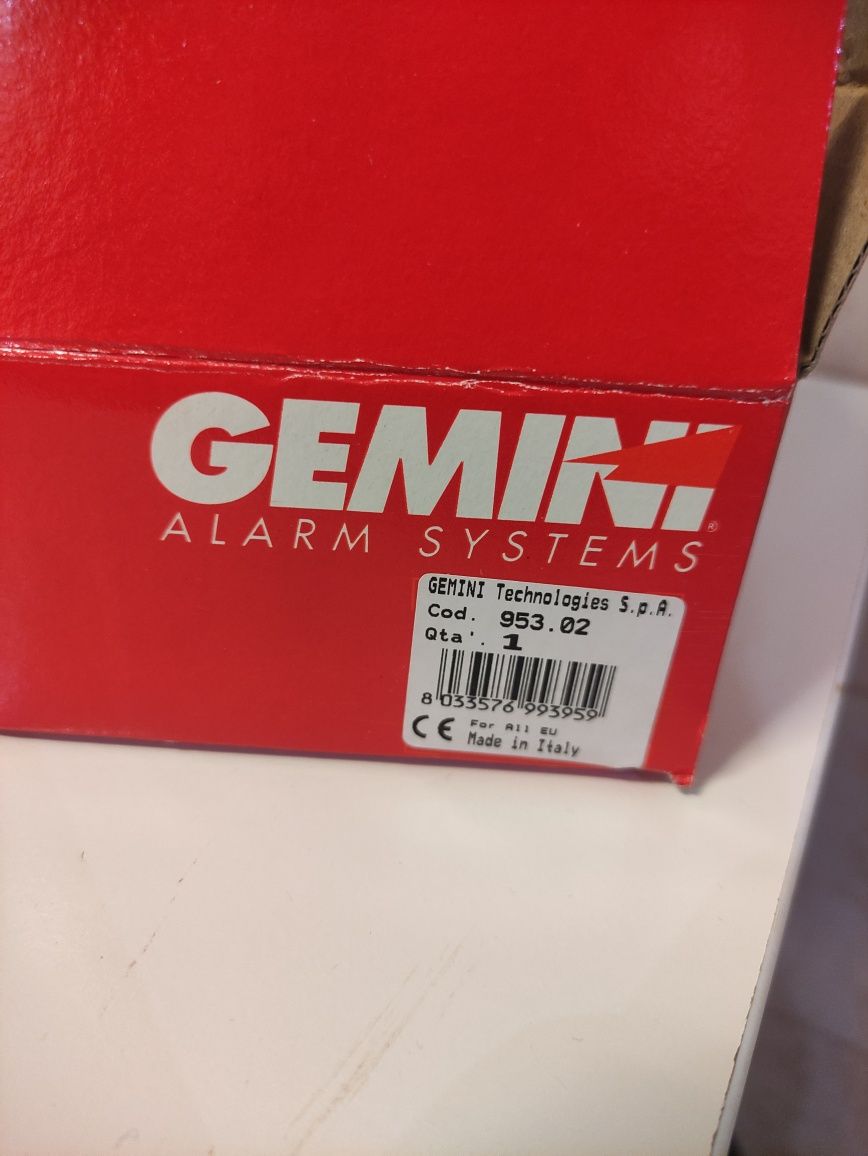 Alarme GEMINI 953 mota usado