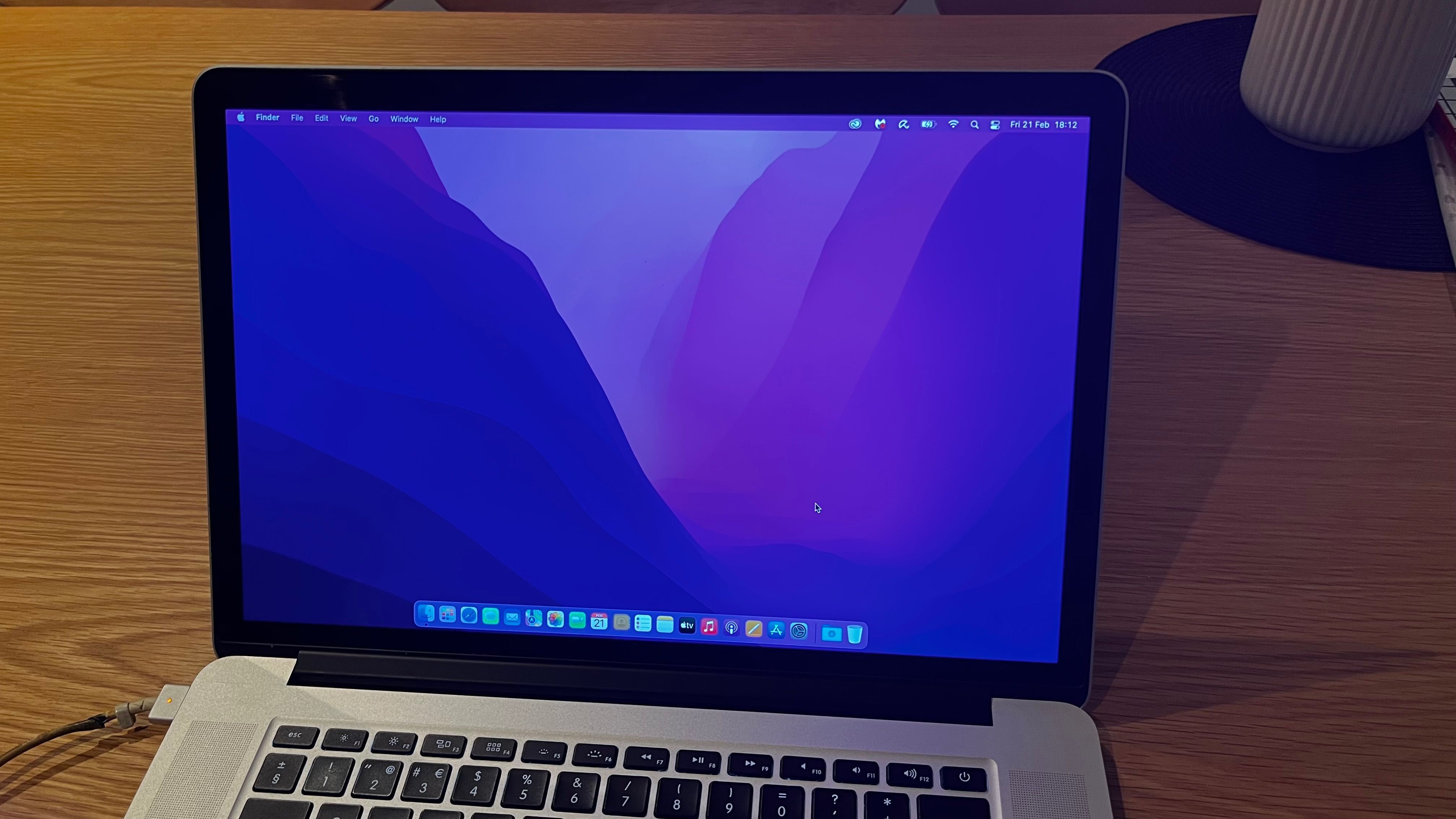 MacBook Pro 15” cinza