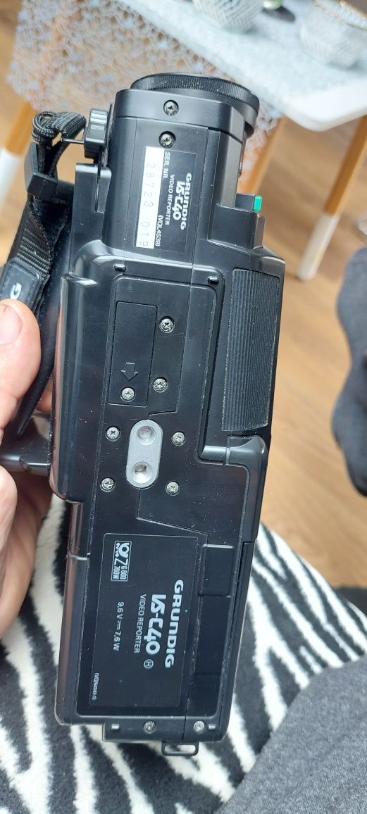 Відеокамера Grundig vs-c40