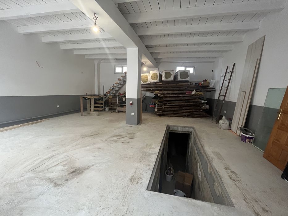 Продається приміщення під склад ,цех, есто