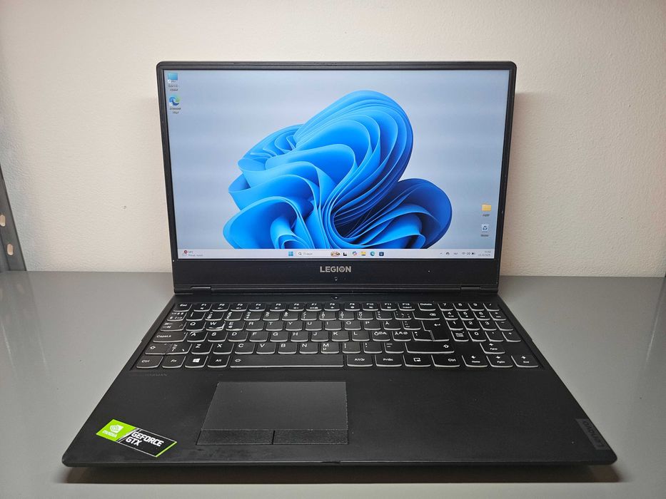Ігровий ноутбук Lenovo Legion Y530\i5 9GEN\GTX1660ti