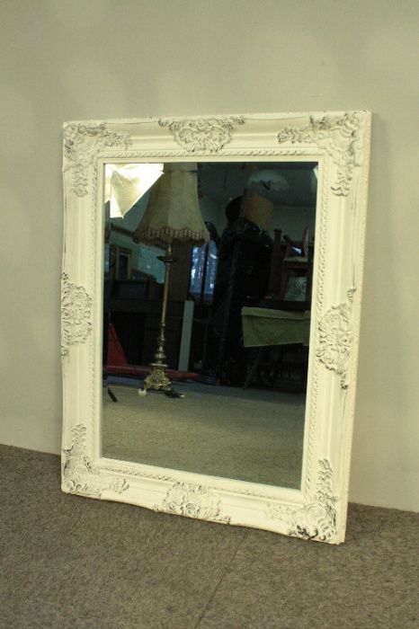Lustro w Białej Ramie- Glamour 88cm x 68 PROMOCJA