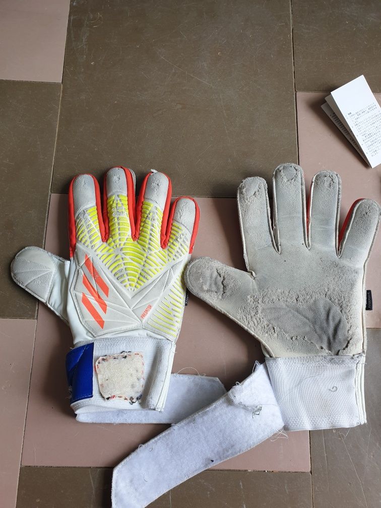 Вратарские перчатки adidas predator 11 размер оригинал