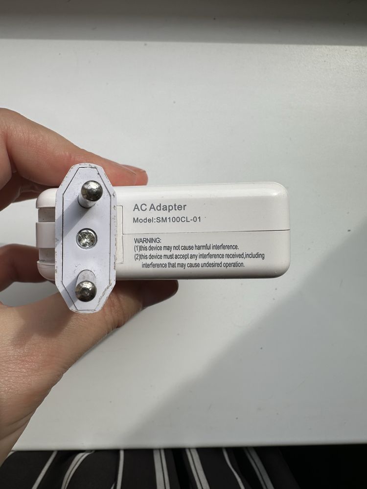 Універсальна зарядка для ноутбука ac adapter sm100cl 01