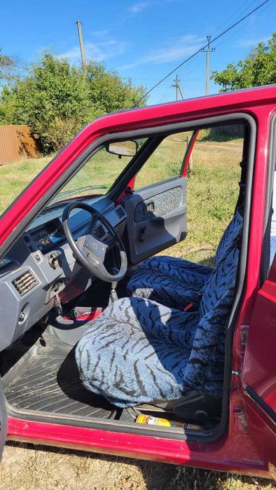 Продам авто Славута люкс