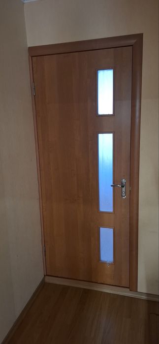 Двері міжкімнатні бу