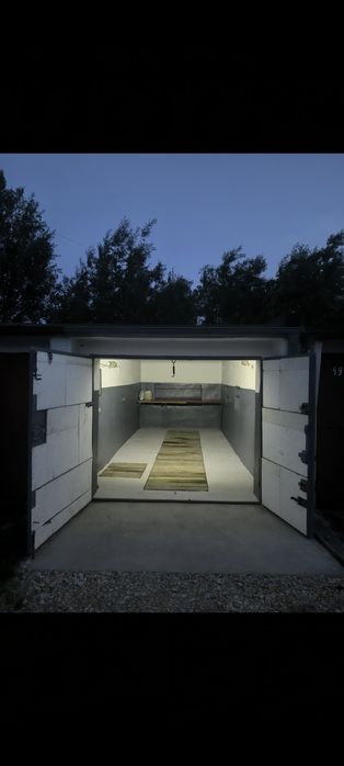 Przenośna lampa LED, halogen solar