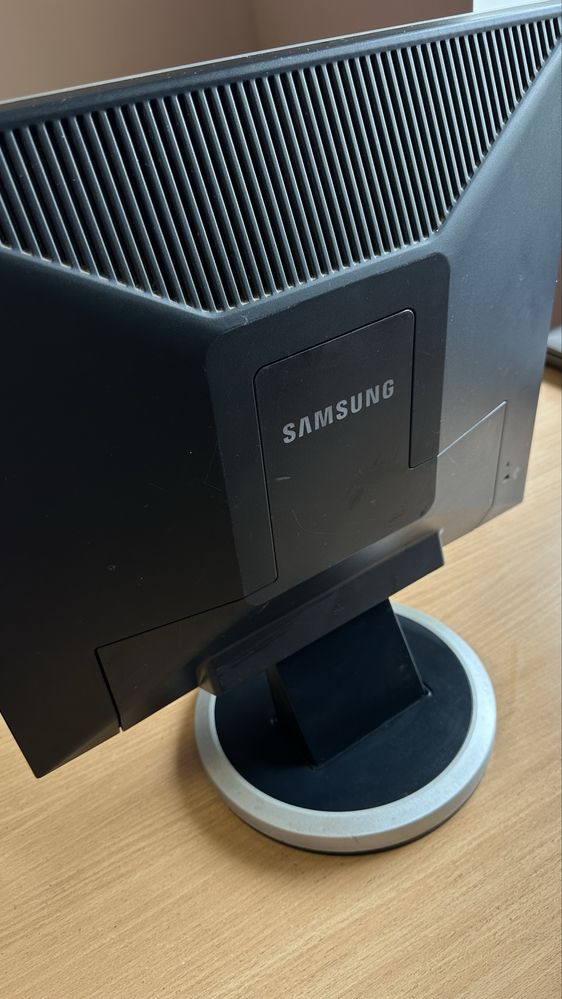 Монітор Samsung SyncMaster 940N