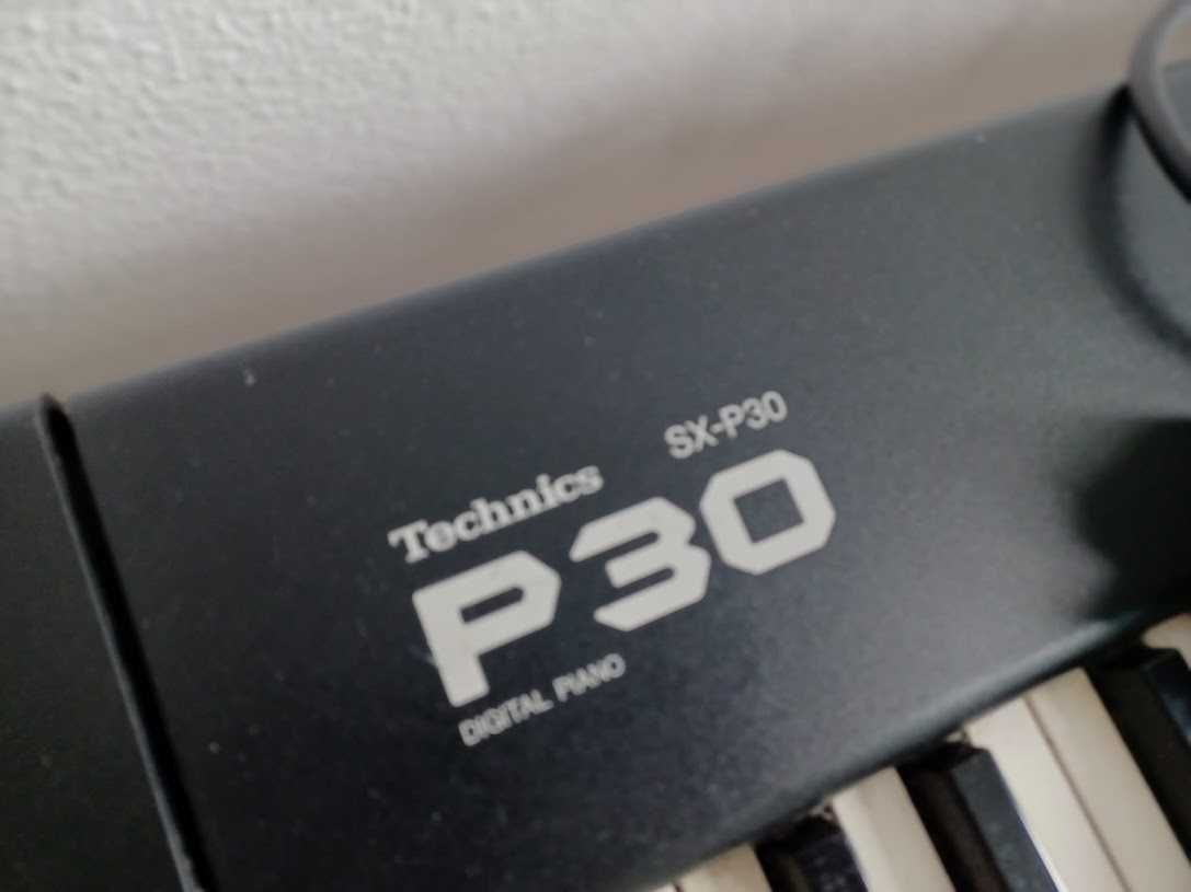 Piano digital Technics SX-P30