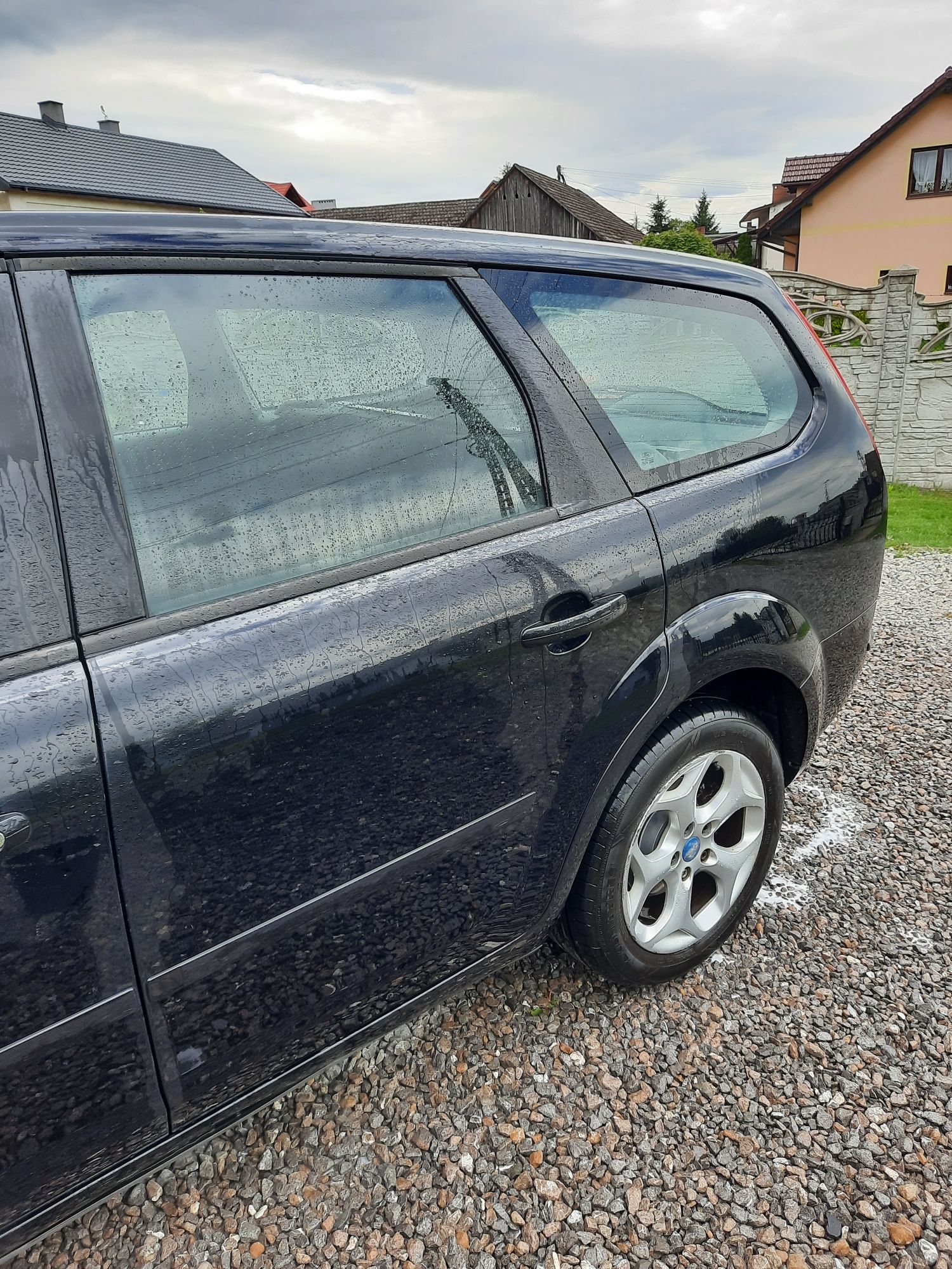 Sprzedam FORDA FOCUSA mk2