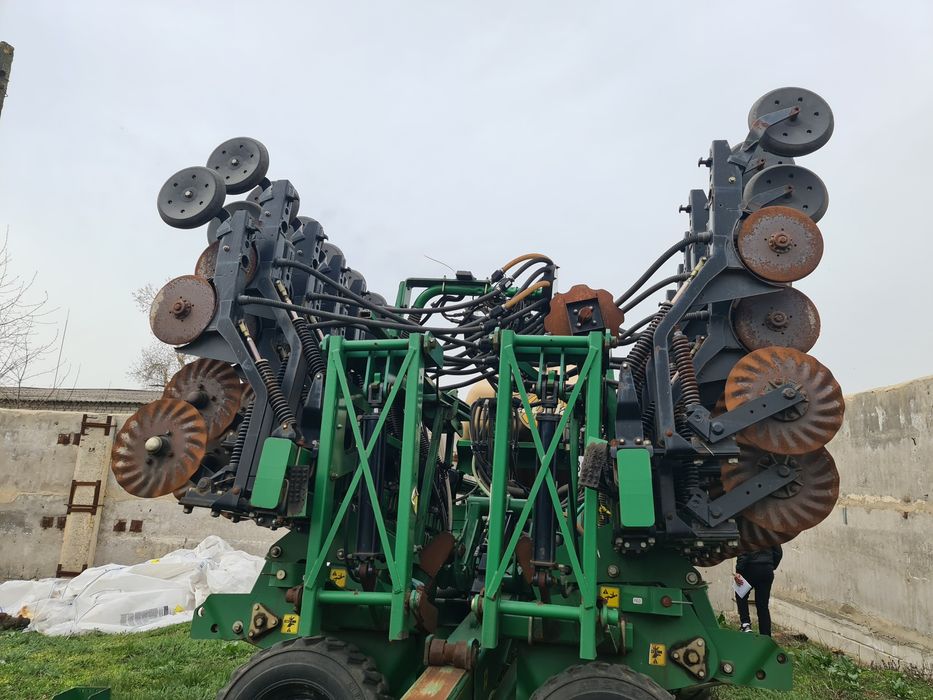 Посівний комплекс Great Plains Spartan NTA 907, зерновий, NTA 3510,