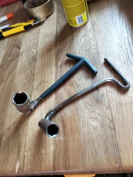 Klucze oczkowe PRL dwie sztuki