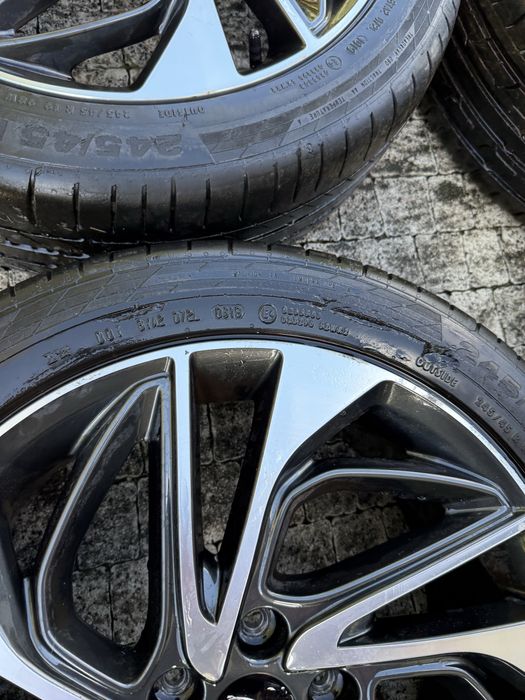 Hyundai Tucson 3  Alufelgi 19 kola opony 245/45 r19