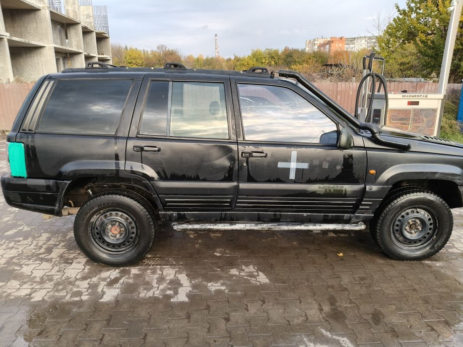 Jeep grand cherokee laredo 1997 двигун Мерседес 2.5tdi