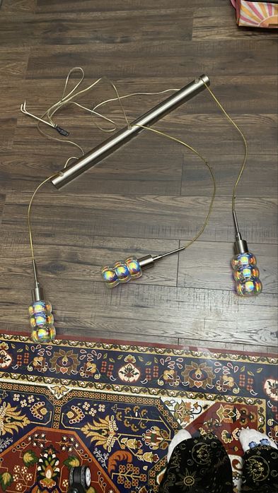 Lampa z eleganckimi kloszami