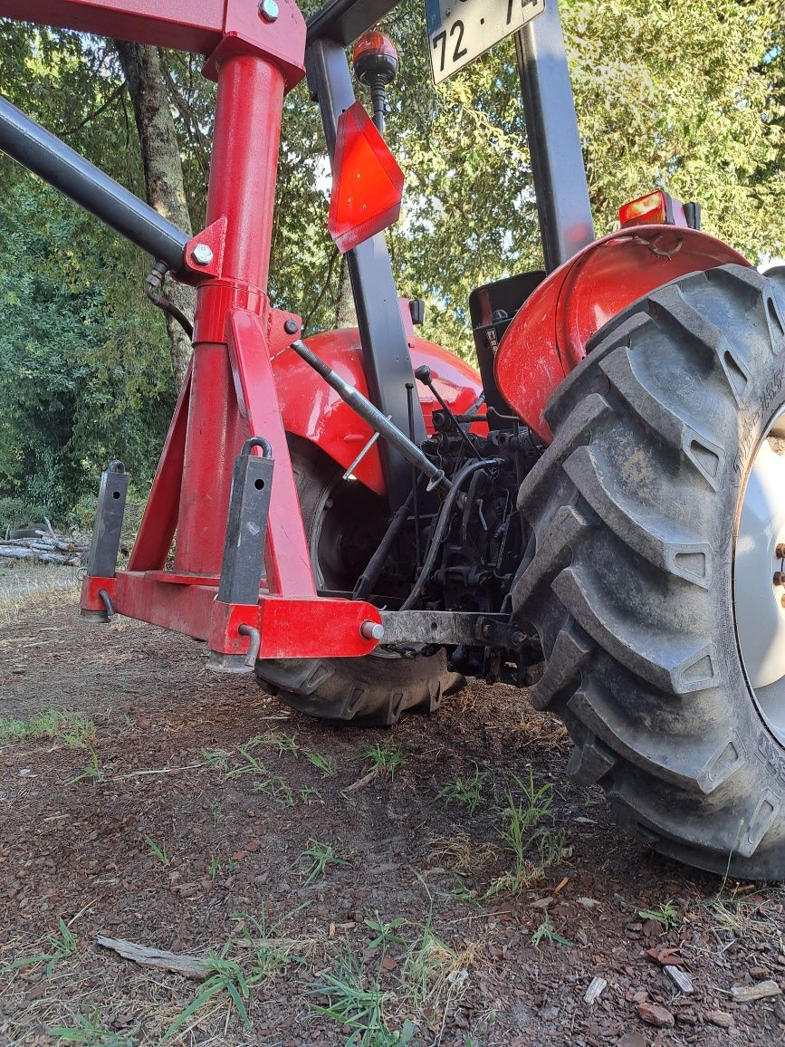 Trator massey ferguson 240 4x4