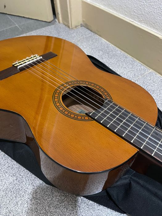 Guitarra/violão YAMAHA com capa
