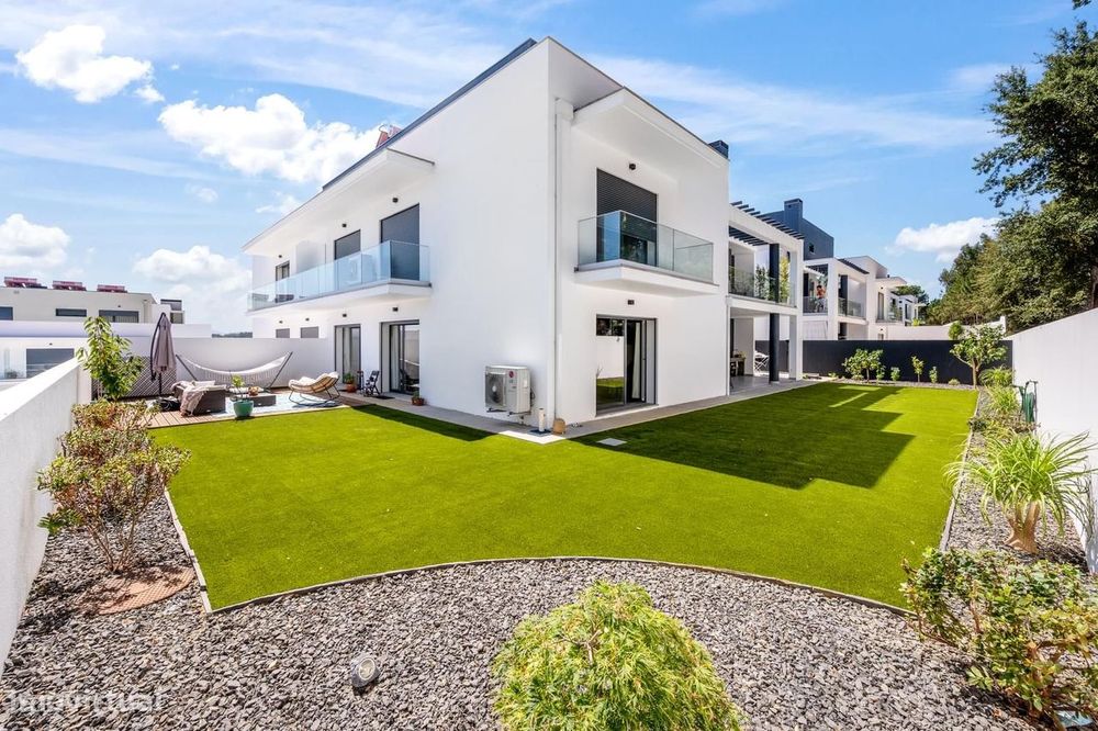 Apartamento T3 com piscina, Leiria