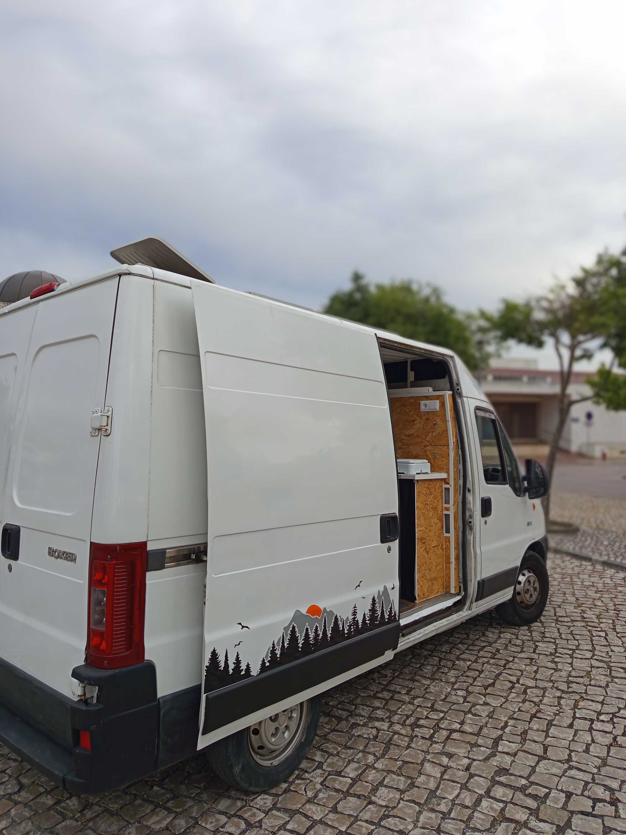 Campervan 2006 teto alto