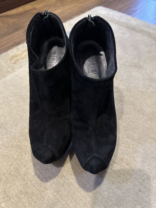 Botim camurça preto