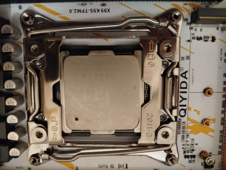 Комплект 32gb  ddr4 14 ядер/28 потоків xeon e5-2680v4 2011v3 x99