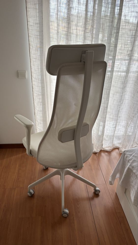 Cadeira Secretária Jarvfjallet IKEA
