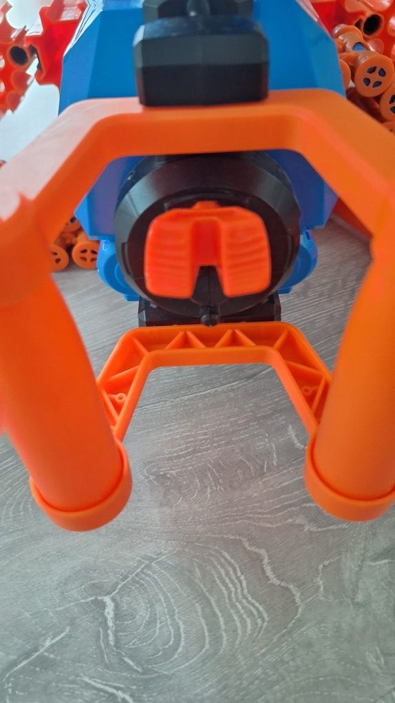 ZURU X-SHOT INSANITY wyrzutnia pistolet