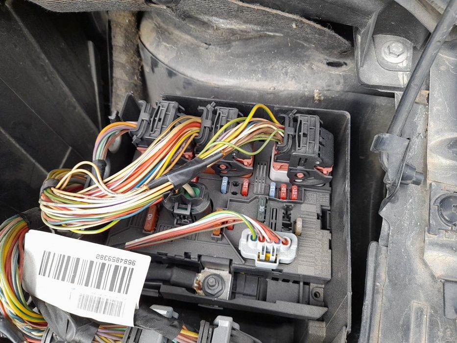 Caixa fusíveis / SAM / BSI PEUGEOT 307 CC (3B)