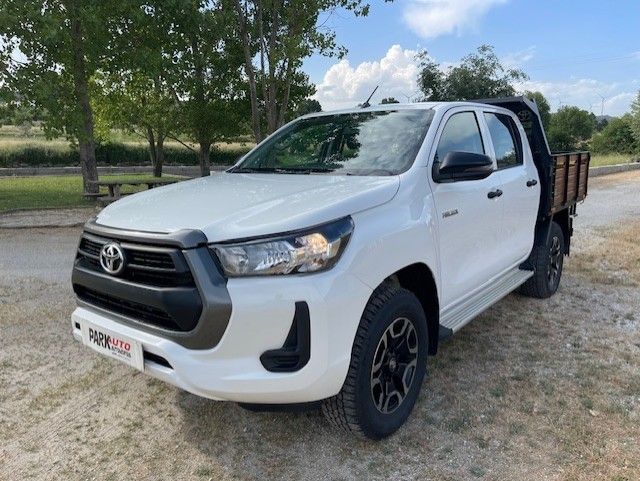 Toyota Hilux 2.4 D-4D 4WD CD CM
