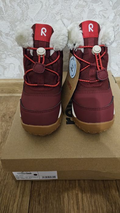 Зимове взуття Reima 27 р нові