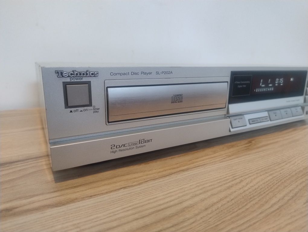Odtwarzacz CD Technics SL P202A