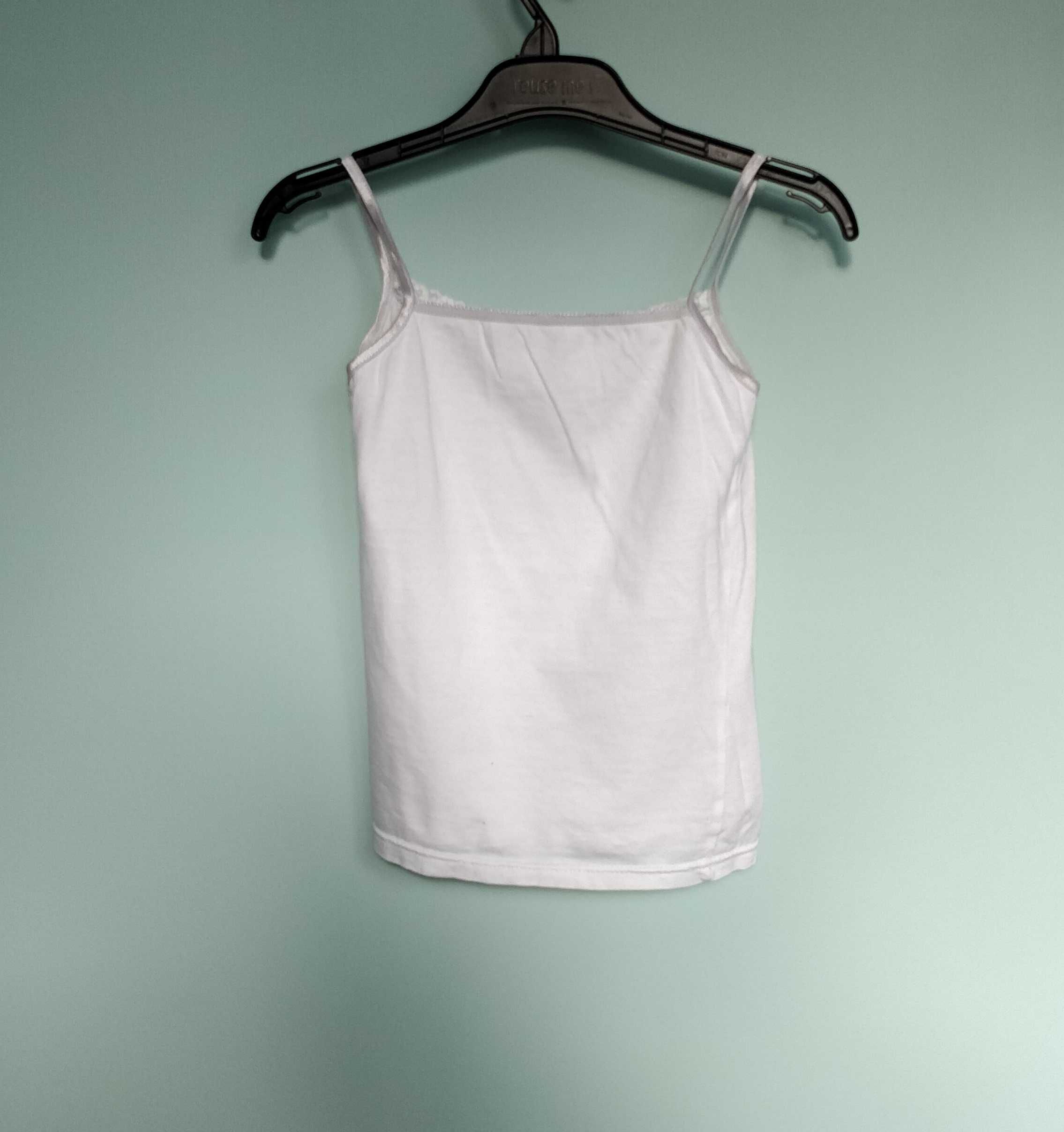 Podkoszulka, bluzeczka, rozmiar 116 - 122 cm, dziewczęca z koronką.
