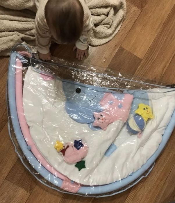 Развивающий коврик для вашего малыша / развивашка/ игрушка разаивашка