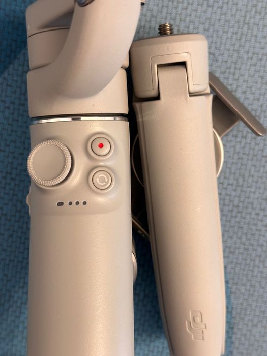 DJI OM 5 Estabilizador de 3 eixos extensivel para smartphones