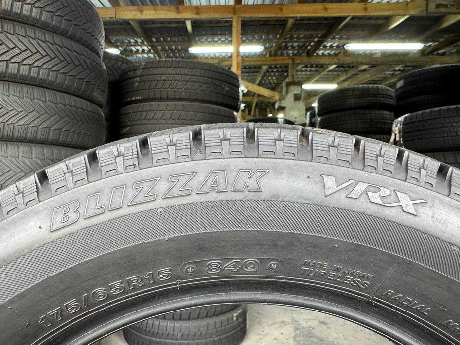 Шини вживані зимові 175/65 R15 BRIDGESTONE BLIZZAK VRX
