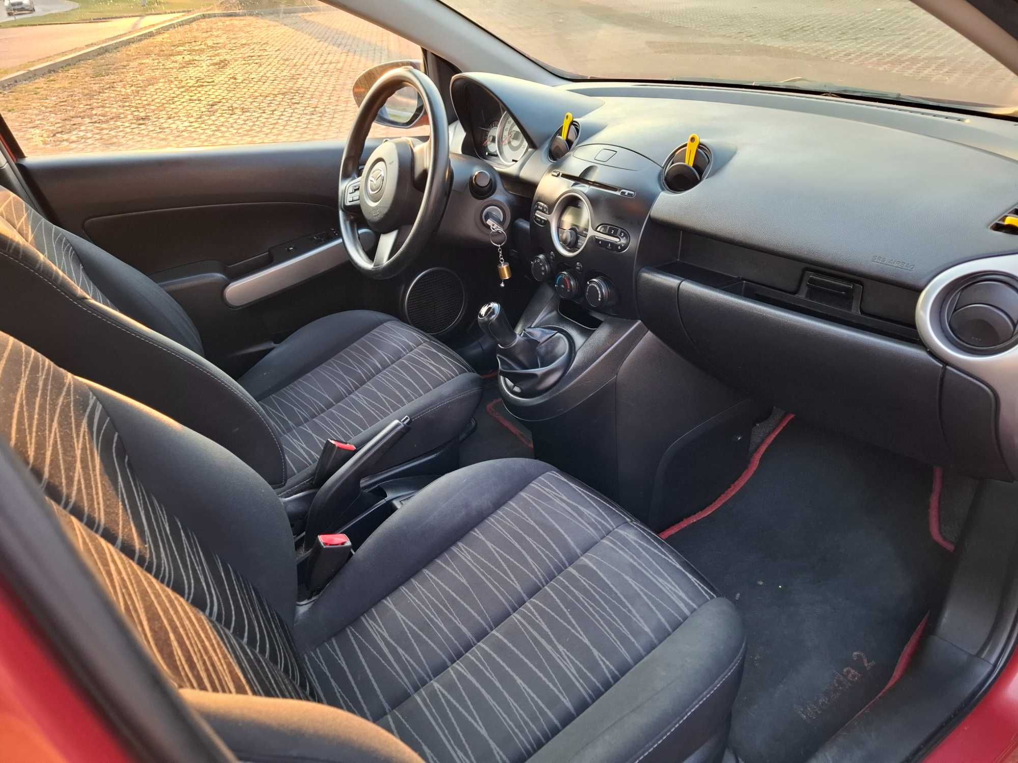 Mazda 2, benzyna, 2008 r.