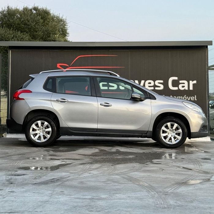 Peugeot 2008 1.2 VTi Access
