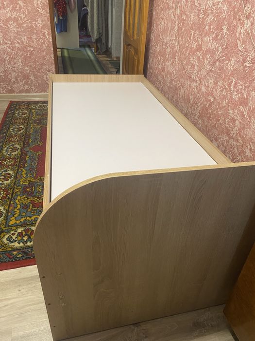 Ліжко односпальне