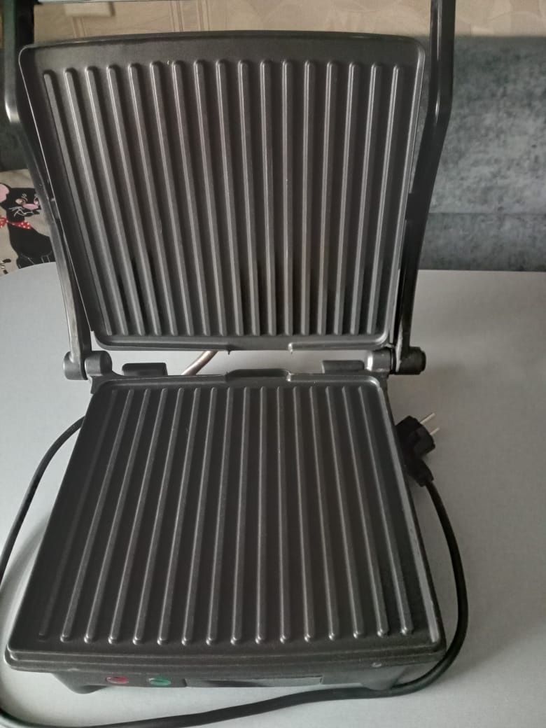 Гриль RUSSELL HOBBS 17888-56