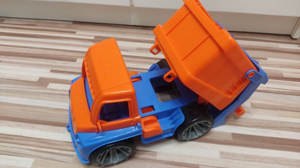 Autko śmieciarka LENA