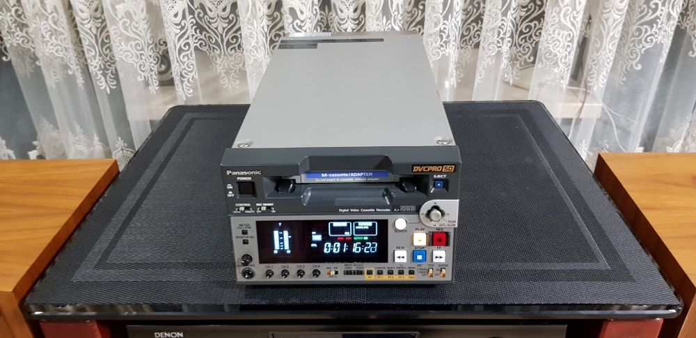 Panasonic AJ-SD93E профессиональный видео магнитофон