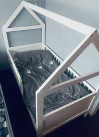 łóżko dziecięce typu domek wraz z materacem