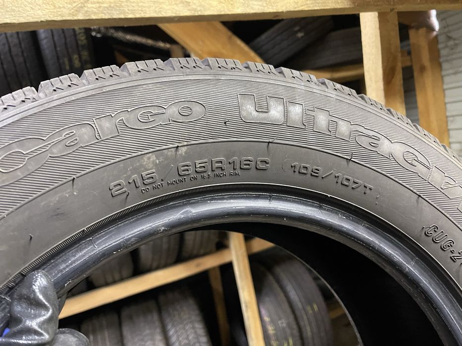 Шини зима 215/65R16c Goodyear 22рік 2шт