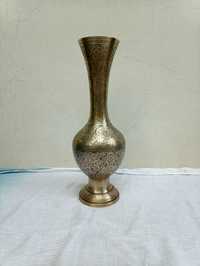 Стариная восточная индийская латунная ваза с ручной гравировкой