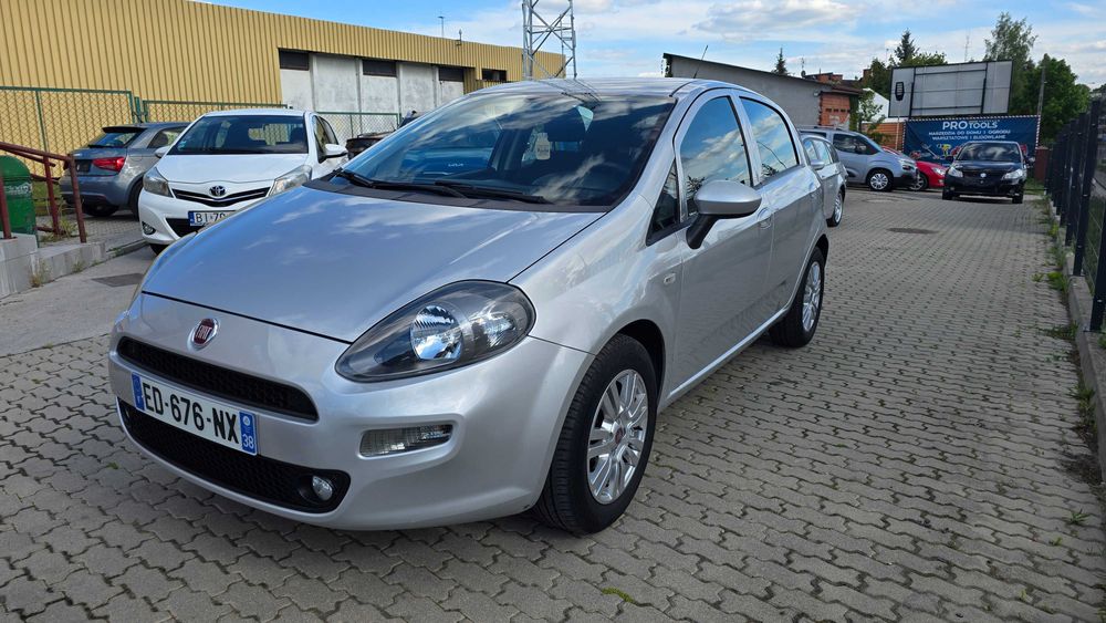 Fiat Punto 1.2 benzyna 2016r. ! Auto jak NOWE ! 77tyś km przebiegu !