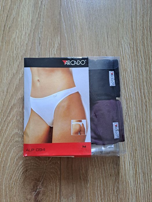 Stringi damskie Atlantic Arcado, rozmiar M, czarne i fioletowe