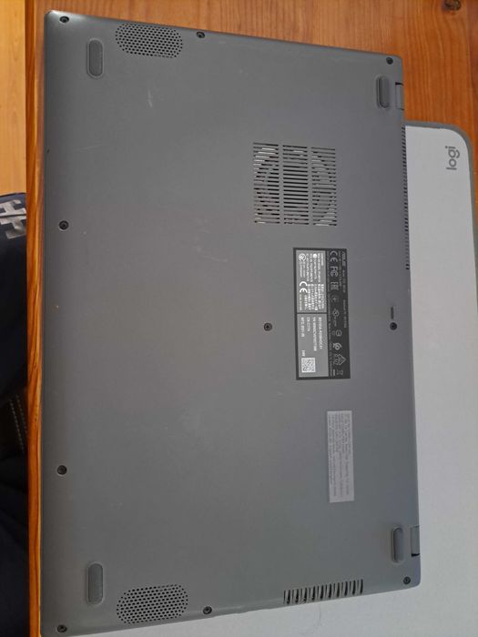 Portátil Asus M515D de 2021 em otimo estado