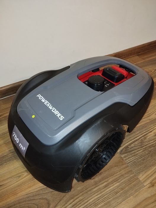 Robot koszący Powerworks P7 akumulatorowa