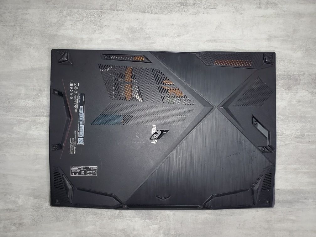 Ігровий ноутбук MSI GF63 GTX1650